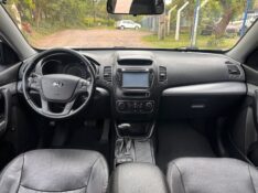 KIA SORENTO EX2 2.4 /2015 MENEGHINI VEÍCULOS ARROIO DO MEIO / Carros no Vale