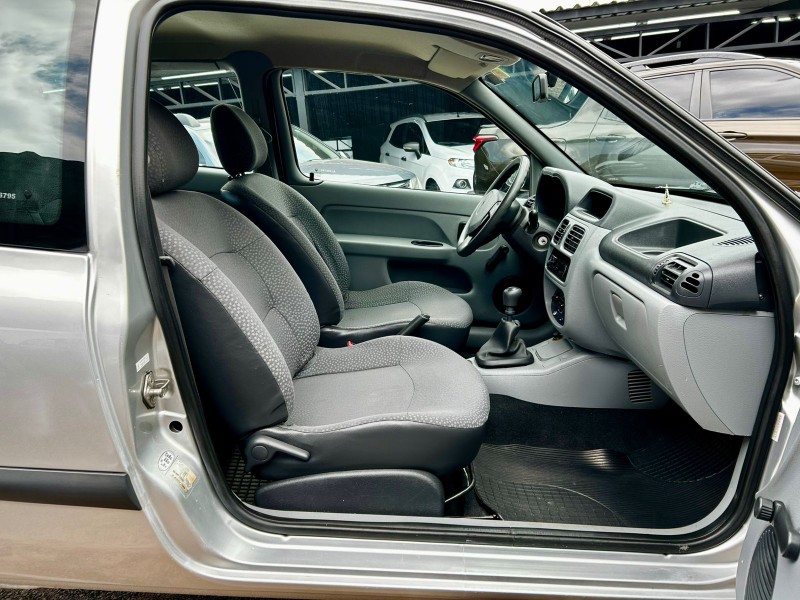 RENAULT CLIO 1.0 CAMPUS 2010/2010 AR MULTIMARCAS VENÂNCIO AIRES / Carros no Vale