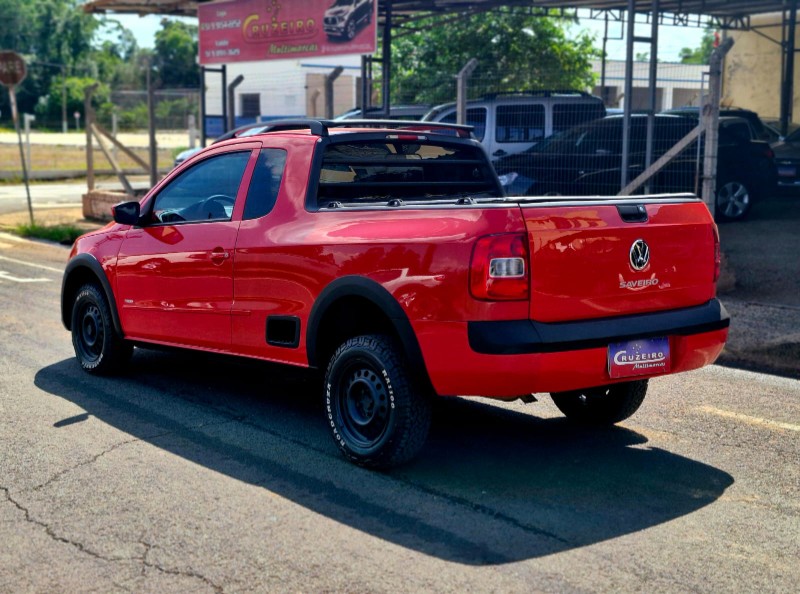 VOLKSWAGEN SAVEIRO 1.6 CE 2013/2014 CRUZEIRO MULTIMARCAS CRUZEIRO DO SUL / Carros no Vale