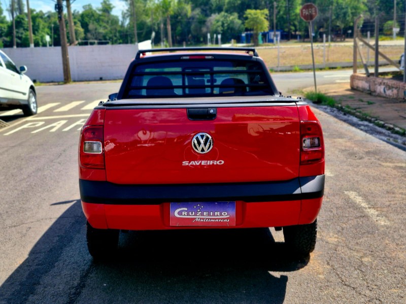 VOLKSWAGEN SAVEIRO 1.6 CE 2013/2014 CRUZEIRO MULTIMARCAS CRUZEIRO DO SUL / Carros no Vale