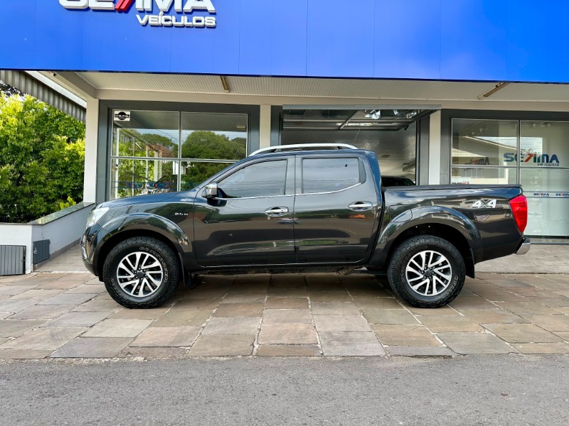 NISSAN FRONTIER LE 2.3 BI-TURBO 4X4 AT 2021/2022 SÉTIMA VEÍCULOS GUAPORÉ / Carros no Vale
