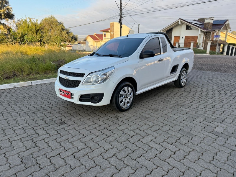 CHEVROLET MONTANA LS 1.4 ECONOFLEX 8V 2P 2018/2018 ELY AUTOMÓVEIS LAJEADO / Carros no Vale