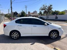 HONDA CITY SEDAN EX 1.5 FLEX 16V 4P AUT. 2013/2013 LS MULTIMARCAS VENÂNCIO AIRES / Carros no Vale