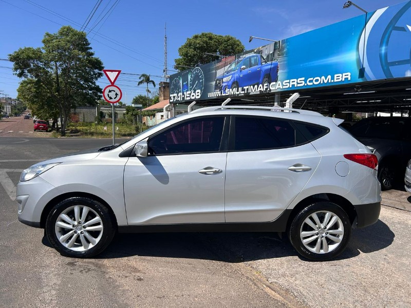 HYUNDAI IX35 GLS 2.0 16V 2WD FLEX AUT. 2015/2015 LS MULTIMARCAS VENÂNCIO AIRES / Carros no Vale