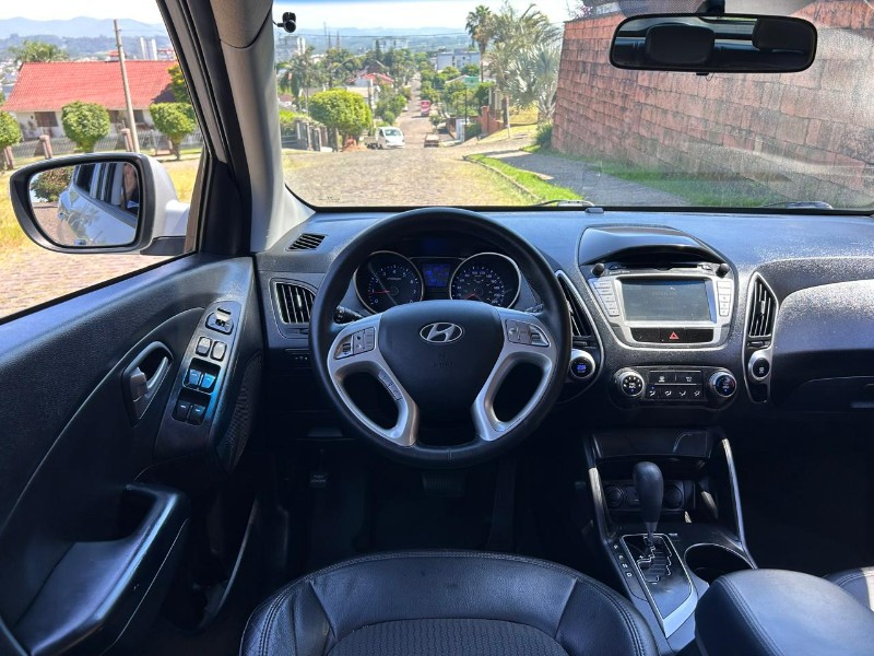 HYUNDAI IX35 GLS 2.0 16V 2WD FLEX AUT. 2015/2015 LS MULTIMARCAS VENÂNCIO AIRES / Carros no Vale