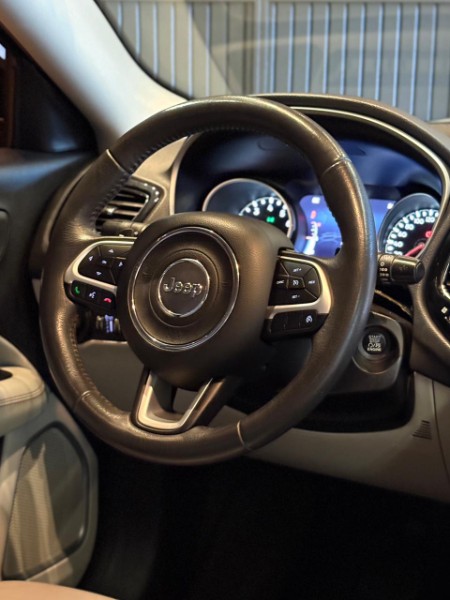 JEEP COMPASS 2.0 16V LIMITED 2017/2018 JM AUTOMÓVEIS VENÂNCIO AIRES / Carros no Vale JEEP COMPASS 2.0 16V LIMITED 2017/2018 JM AUTOMÓVEIS VENÂNCIO AIRES / Carros no Vale