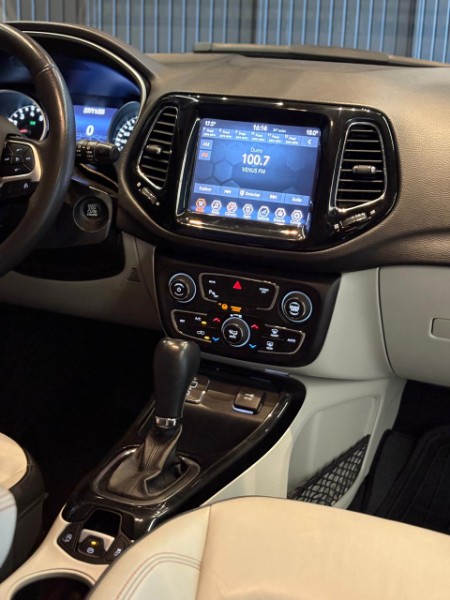 JEEP COMPASS 2.0 16V LIMITED 2017/2018 JM AUTOMÓVEIS VENÂNCIO AIRES / Carros no Vale JEEP COMPASS 2.0 16V LIMITED 2017/2018 JM AUTOMÓVEIS VENÂNCIO AIRES / Carros no Vale