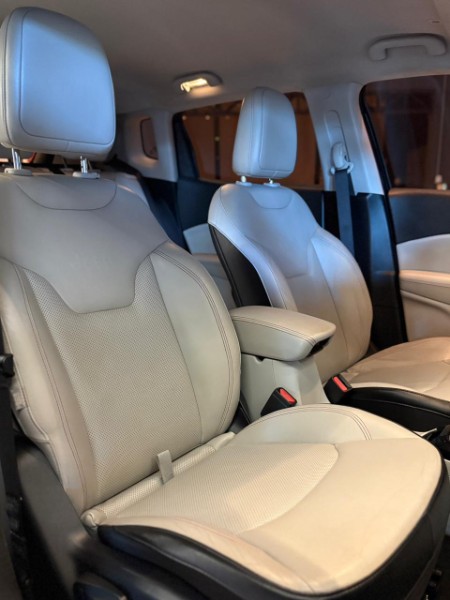 JEEP COMPASS 2.0 16V LIMITED 2017/2018 JM AUTOMÓVEIS VENÂNCIO AIRES / Carros no Vale JEEP COMPASS 2.0 16V LIMITED 2017/2018 JM AUTOMÓVEIS VENÂNCIO AIRES / Carros no Vale