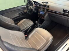 VOLKSWAGEN SAVEIRO CROSS 1.6 CD 2017/2017 LUCAS AUTOMÓVEIS BOM RETIRO DO SUL / Carros no Vale