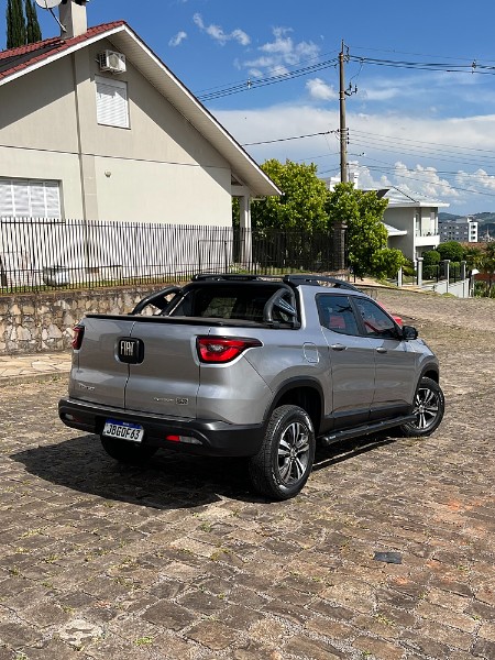 FIAT TORO 1.3 TURBO 270 FLEX FREEDOM AT6 2022/2022 BOSCO AUTOMÓVEIS GUAPORÉ / Carros no Vale
