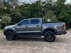 FORD RANGER STORM 4X4 CABINE DUPLA 3.2 20V 2022/2023 BOSCO AUTOMÓVEIS GUAPORÉ / Carros no Vale