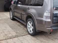 MITSUBISHI PAJERO FULL PAJERO HPE FULL 3.2 4X4 T.I.DIES 5P AUT 2013/2014 PREMIUM AUTOMÓVEIS ARROIO DO MEIO / Carros no Vale