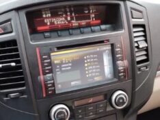 MITSUBISHI PAJERO FULL PAJERO HPE FULL 3.2 4X4 T.I.DIES 5P AUT 2013/2014 PREMIUM AUTOMÓVEIS ARROIO DO MEIO / Carros no Vale