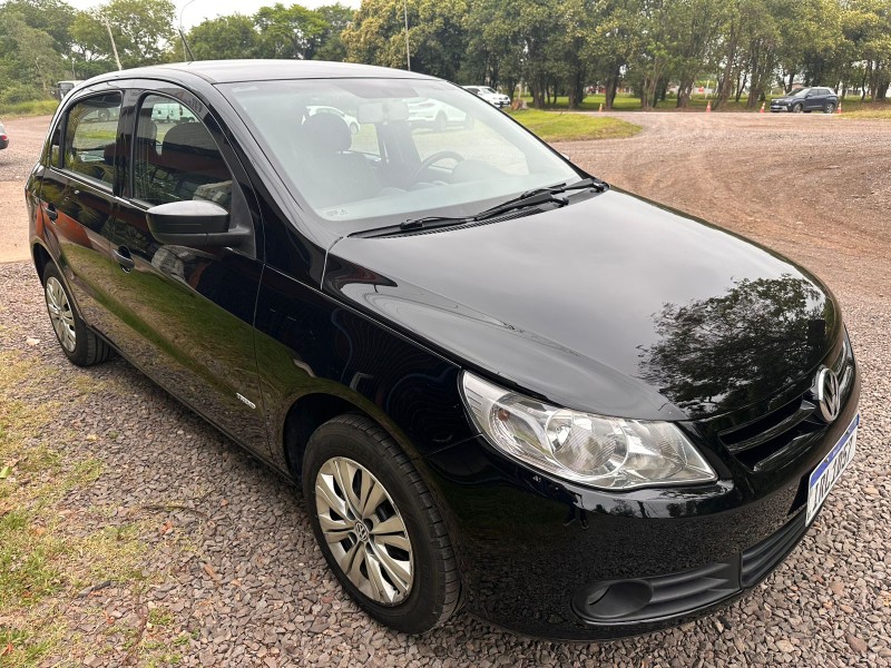VOLKSWAGEN GOL 1.0 /2011 MENEGHINI VEÍCULOS ARROIO DO MEIO / Carros no Vale