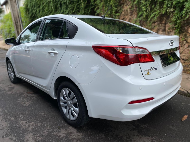 HYUNDAI HB20S COMFORT PLUS 1.0 2017/2018 ESTAÇÃO DO CARRO ESTRELA / Carros no Vale