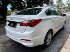 HYUNDAI HB20S COMFORT PLUS 1.0 2017/2018 ESTAÇÃO DO CARRO ESTRELA / Carros no Vale