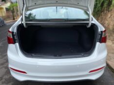 HYUNDAI HB20S COMFORT PLUS 1.0 2017/2018 ESTAÇÃO DO CARRO ESTRELA / Carros no Vale