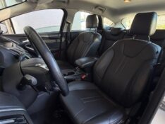 FORD FOCUS 2.0 SE PLUS 16V FLEX 4P AUTOMÁTICO 2014/2015 BOSCO AUTOMÓVEIS GUAPORÉ / Carros no Vale