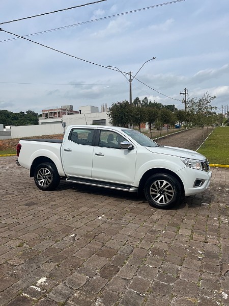 NISSAN FRONTIER XE CD 4X4 2.3 BI-TB DIESEL AUT. 2019/2020 BOSCO AUTOMÓVEIS GUAPORÉ / Carros no Vale NISSAN FRONTIER XE CD 4X4 2.3 BI-TB DIESEL AUT. 2019/2020 BOSCO AUTOMÓVEIS GUAPORÉ / Carros no Vale