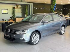 VOLKSWAGEN JETTA 2.0 TSI HIGHLINE 2017/2017 JOÃO CARROS MULTIMARCAS GUAPORÉ / Carros no Vale
