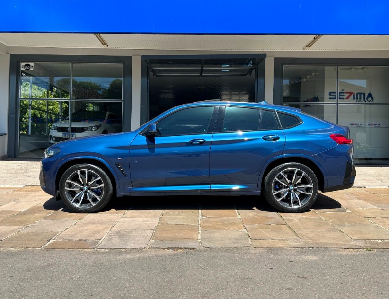BMW X4 XDRIVE 30I M-SPORT 2.0 TB 252CV 2022/2022 SÉTIMA VEÍCULOS GUAPORÉ / Carros no Vale BMW X4 XDRIVE 30I M-SPORT 2.0 TB 252CV 2022/2022 SÉTIMA VEÍCULOS GUAPORÉ / Carros no Vale