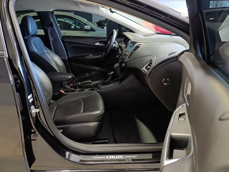Chevrolet Chev Cruze Lt Nb 2017/2017 SIM VEÍCULOS PORTO ALEGRE / Carros no Vale