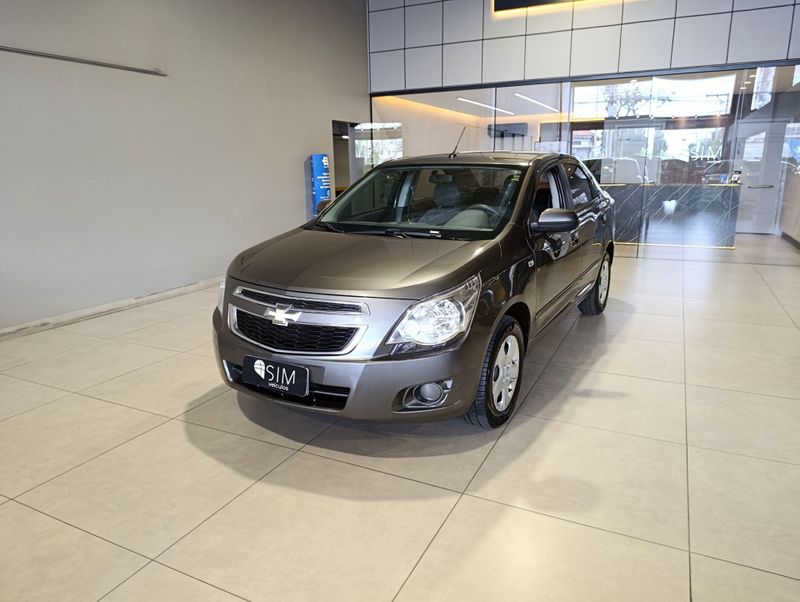 Chevrolet Cobalt 1.8 Lt 2013/2014 SIM VEÍCULOS PORTO ALEGRE / Carros no Vale