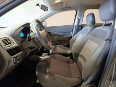 Chevrolet Cobalt 1.8 Lt 2013/2014 SIM VEÍCULOS PORTO ALEGRE / Carros no Vale