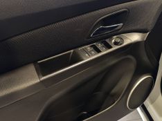 Chevrolet Cruze Lt 1.8 16v Mec. 2013/2014 SIM VEÍCULOS PORTO ALEGRE / Carros no Vale