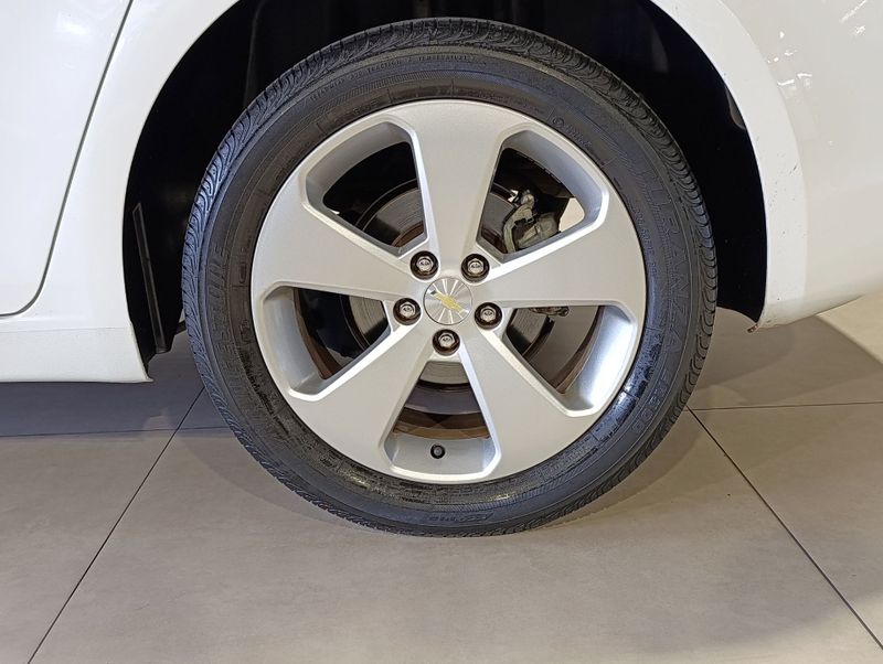 Chevrolet Cruze Lt 1.8 16v Mec. 2013/2014 SIM VEÍCULOS PORTO ALEGRE / Carros no Vale