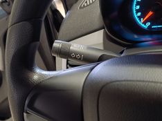 Chevrolet Onix 1.4 Lt 2017/2018 SIM VEÍCULOS PORTO ALEGRE / Carros no Vale