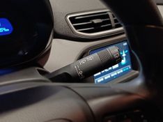 Chevrolet Onix 1.4 Lt 2017/2018 SIM VEÍCULOS PORTO ALEGRE / Carros no Vale