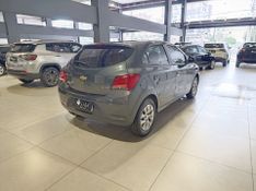 Chevrolet Onix 1.4 Lt 2017/2018 SIM VEÍCULOS PORTO ALEGRE / Carros no Vale