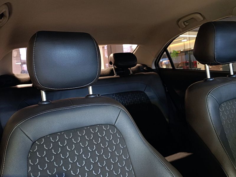 Chevrolet Prisma 1.4 Mpfi Ltz 8v 2018/2018 SIM VEÍCULOS PORTO ALEGRE / Carros no Vale