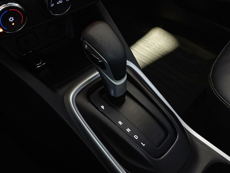 Chevrolet Tracker Ltz 1.0 Turbo 12v 2022/2023 SIM VEÍCULOS PORTO ALEGRE / Carros no Vale