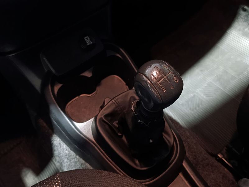 Fiat Mobi Like 1.0 2021/2021 SIM VEÍCULOS PORTO ALEGRE / Carros no Vale