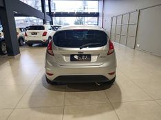 Ford Fiesta 1.6 Se Hatch 16v 2016/2017 SIM VEÍCULOS PORTO ALEGRE / Carros no Vale