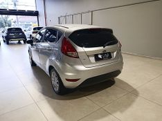 Ford Fiesta 1.6 Se Hatch 16v 2016/2017 SIM VEÍCULOS PORTO ALEGRE / Carros no Vale