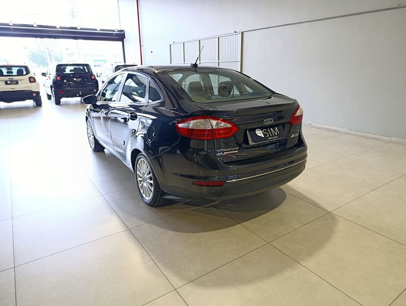 Ford Fiesta Sedan Titanium Powershift 1.6 New 2014/2014 SIM VEÍCULOS PORTO ALEGRE / Carros no Vale