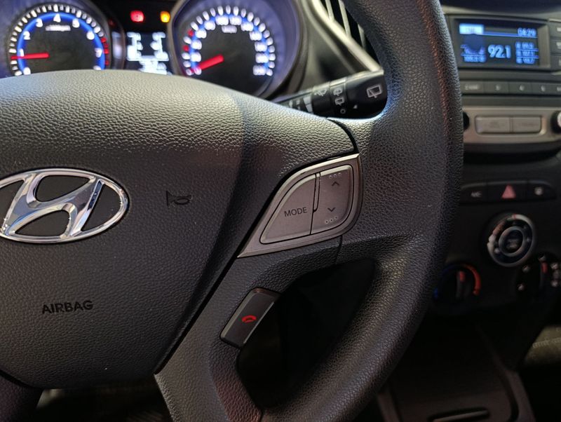 Hyundai Hb20 Comfort 1.6 16v Mec. 2015/2016 SIM VEÍCULOS PORTO ALEGRE / Carros no Vale