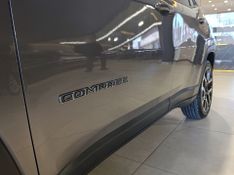 Jeep Compass Limited 2.0 4×2 16v 2018/2019 SIM VEÍCULOS PORTO ALEGRE / Carros no Vale
