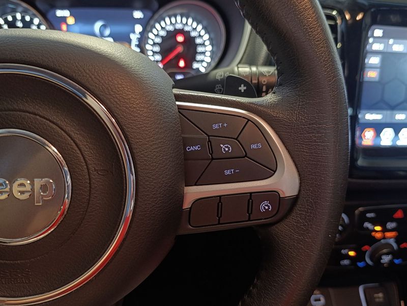 Jeep Compass Limited 2.0 4×2 16v 2018/2019 SIM VEÍCULOS PORTO ALEGRE / Carros no Vale