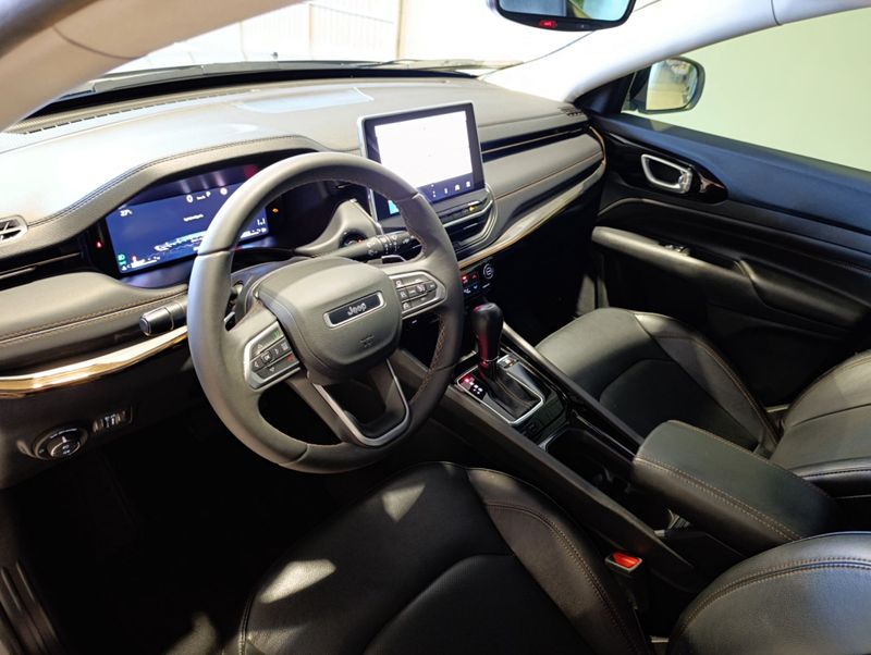 Jeep Compass Limited T270 1.3 Tb 4×2 2021/2022 SIM VEÍCULOS PORTO ALEGRE / Carros no Vale