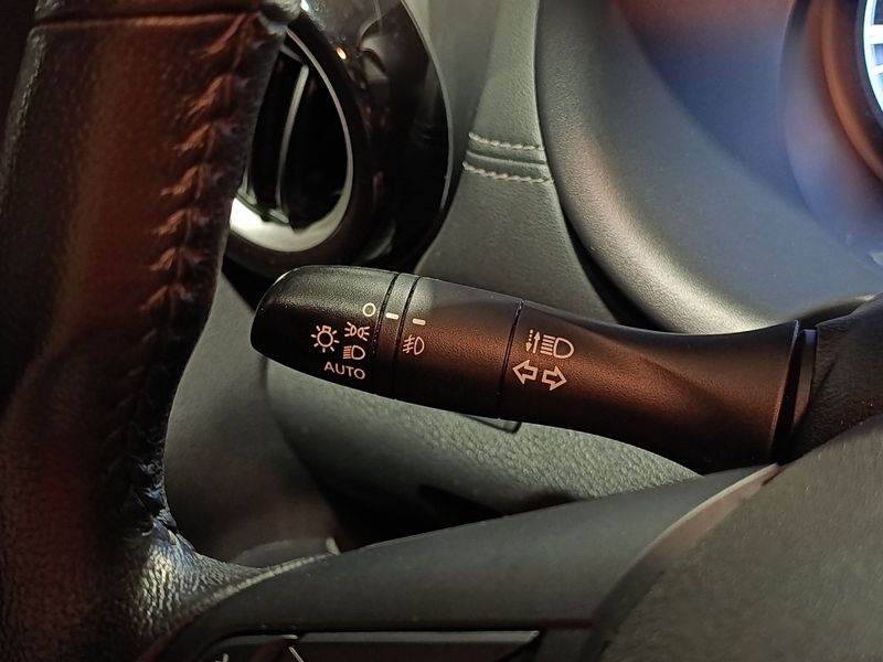 Nissan Kicks Exclusive 1.6 16v 2022/2022 SIM VEÍCULOS PORTO ALEGRE / Carros no Vale