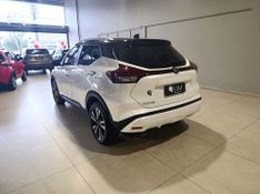 Nissan Kicks Exclusive 1.6 16v 2022/2022 SIM VEÍCULOS PORTO ALEGRE / Carros no Vale
