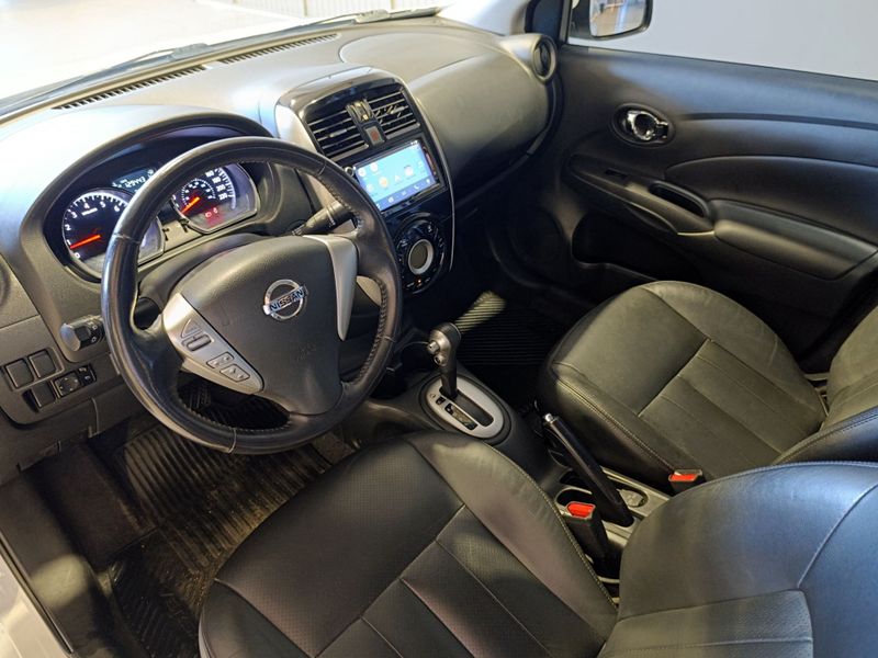 Nissan Versa 16sl Cvt 2018/2019 SIM VEÍCULOS PORTO ALEGRE / Carros no Vale