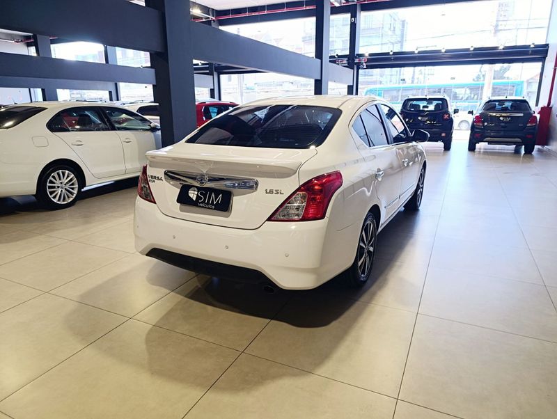 Nissan Versa 16sl Cvt 2018/2019 SIM VEÍCULOS PORTO ALEGRE / Carros no Vale