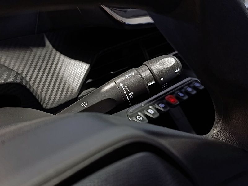 Peugeot 208 Like 1.0 6v Mec. 2023/2023 SIM VEÍCULOS PORTO ALEGRE / Carros no Vale