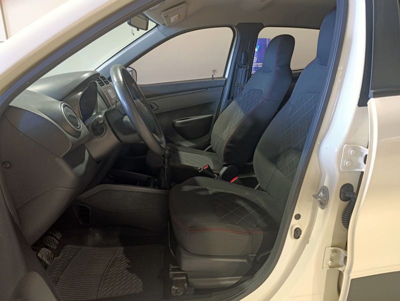 Renault Kwid Zen 1.0 12v 2021/2022 SIM VEÍCULOS PORTO ALEGRE / Carros no Vale