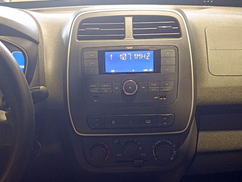 Renault Kwid Zen 1.0 12v 2021/2022 SIM VEÍCULOS PORTO ALEGRE / Carros no Vale